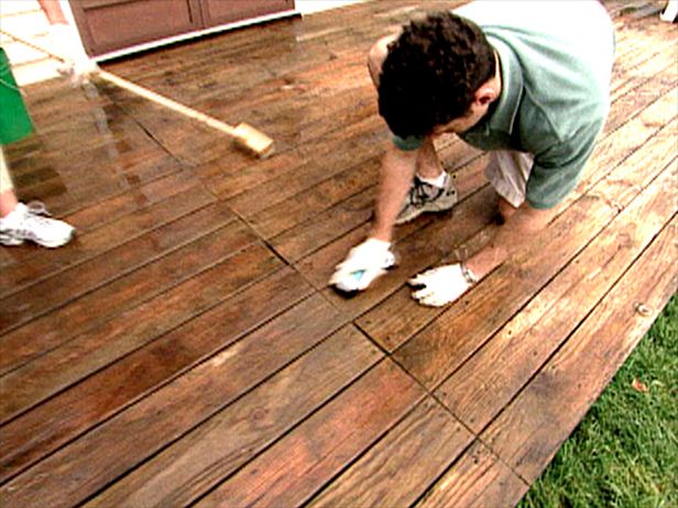 What Maintenance Does a Deck Need?